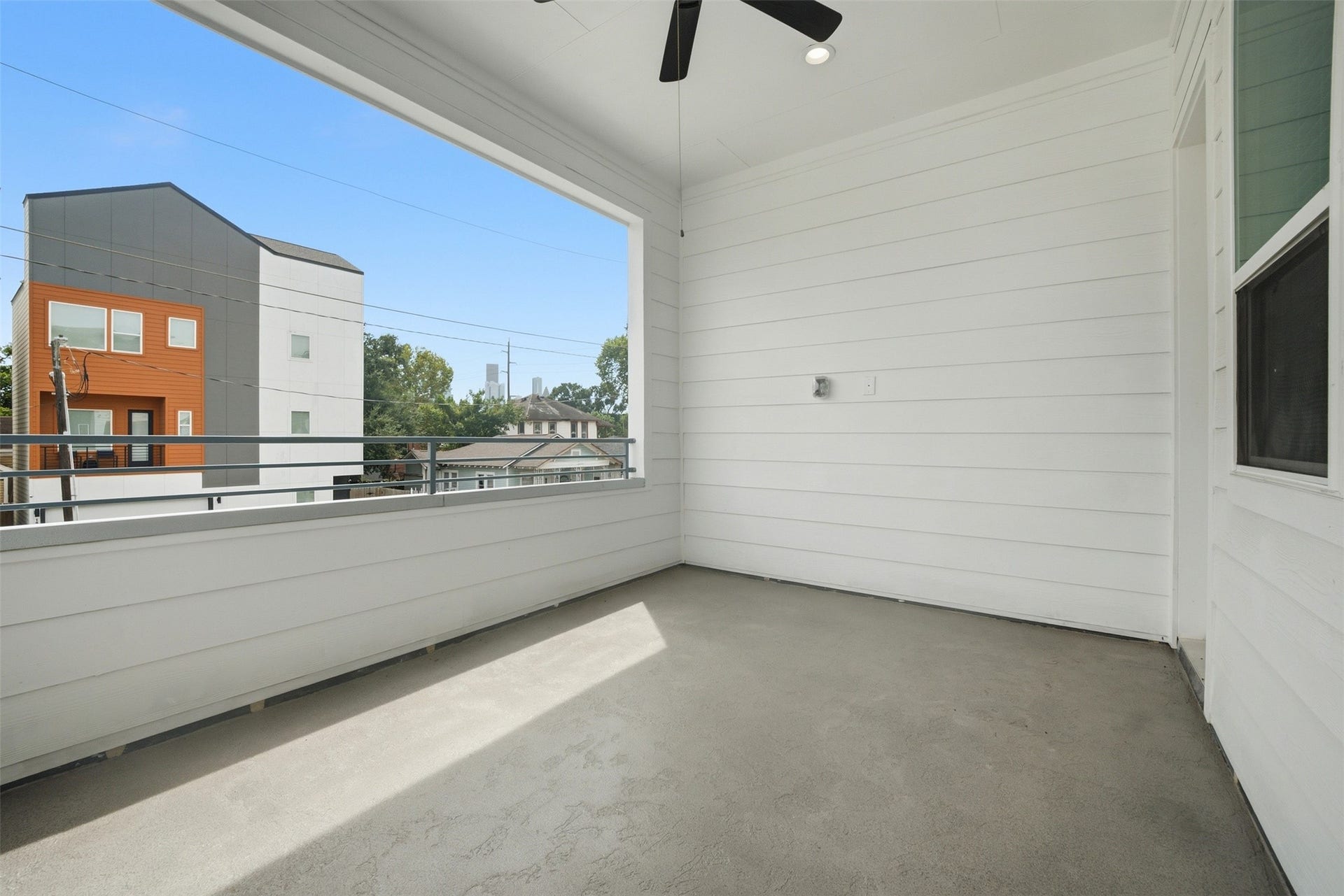 1811 Mills Street, Houston, TX 77026 2nd Floor Balcony with Downtown Views