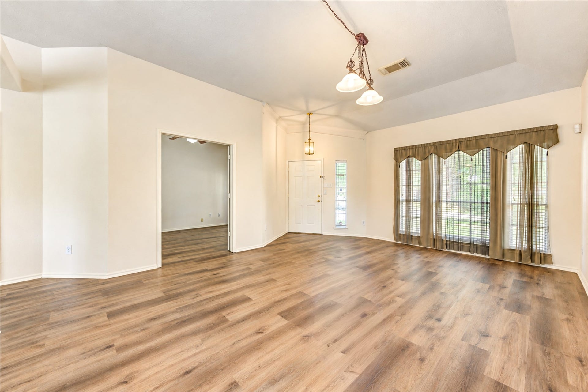 12619 Vineyard Trail Lane, Sugar Land, TX 77478