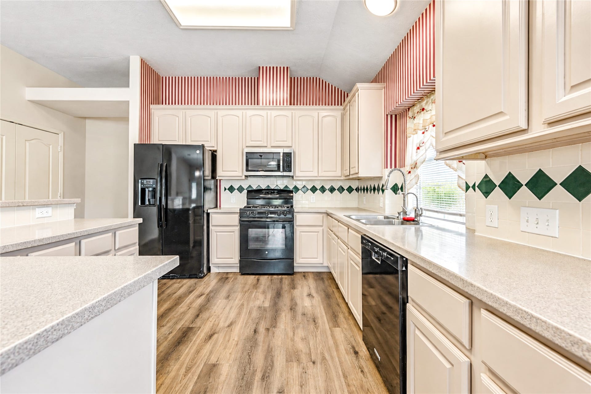 12619 Vineyard Trail Lane, Sugar Land, TX 77478