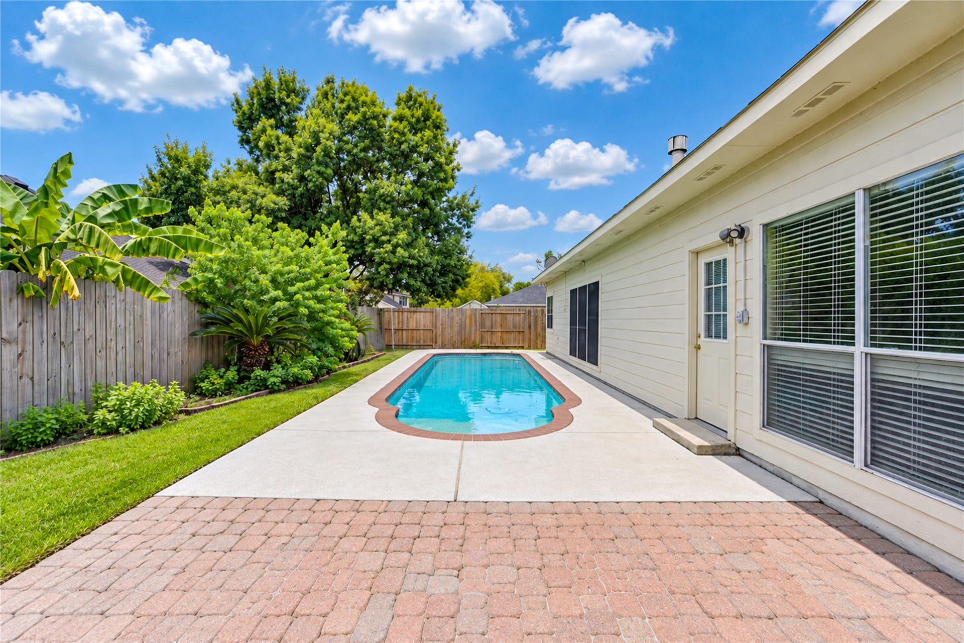 12619 Vineyard Trail Lane, Sugar Land, TX 77478