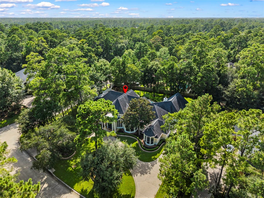 Property photo for 3 N Benton Woods Circle, The Woodlands, TX