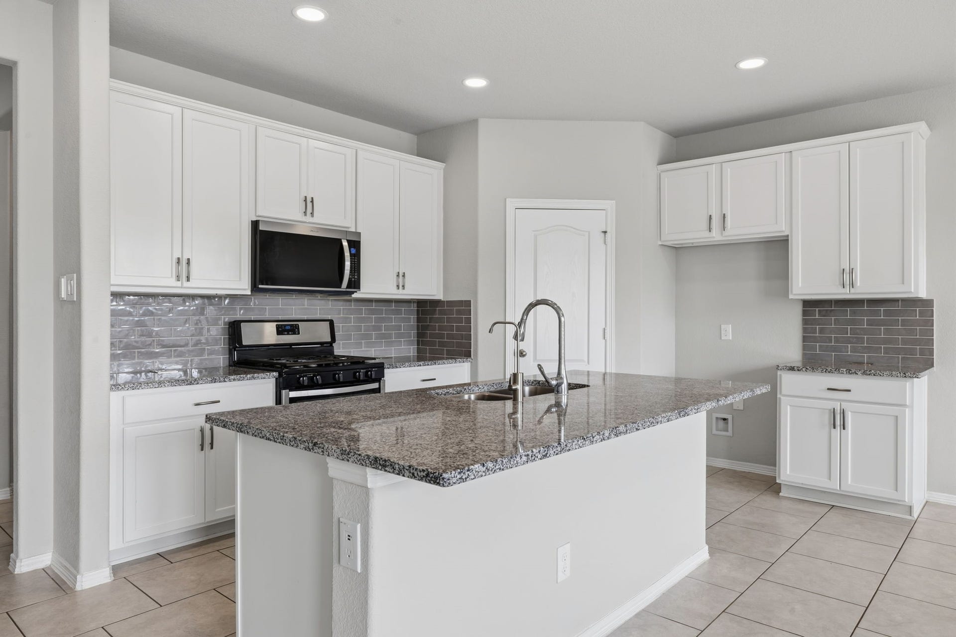 19956 Northpark Elm Lane, Porter, TX 77365