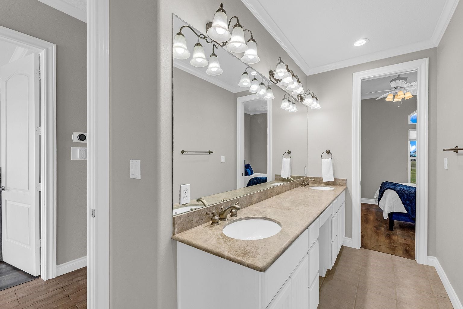 25043 Sausalito Drive, Galveston, TX 77554 25043 Sausalito Drive, Galveston, TX 77554