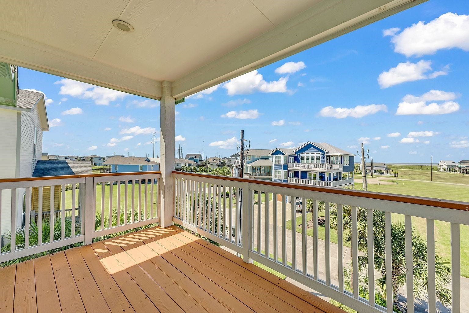 25043 Sausalito Drive, Galveston, TX 77554 25043 Sausalito Drive, Galveston, TX 77554