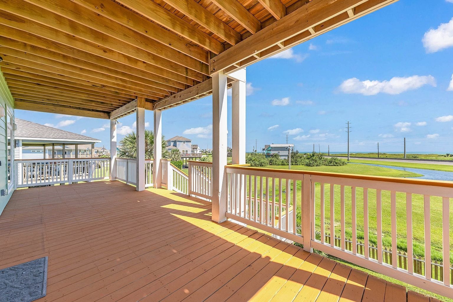 25043 Sausalito Drive, Galveston, TX 77554 25043 Sausalito Drive, Galveston, TX 77554
