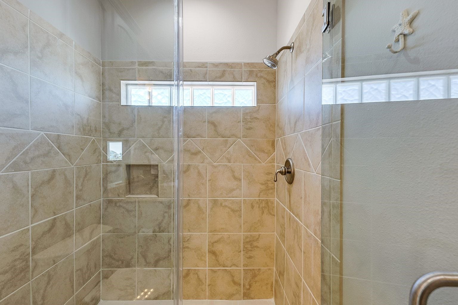 25043 Sausalito Drive, Galveston, TX 77554 25043 Sausalito Drive, Galveston, TX 77554