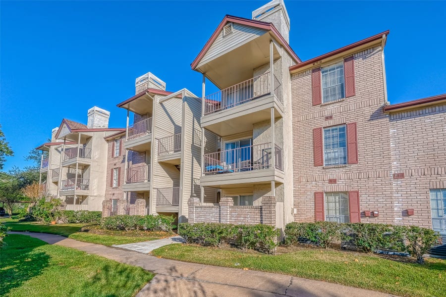 Property photo for 2120 El Paseo Street, #2407, Houston, TX