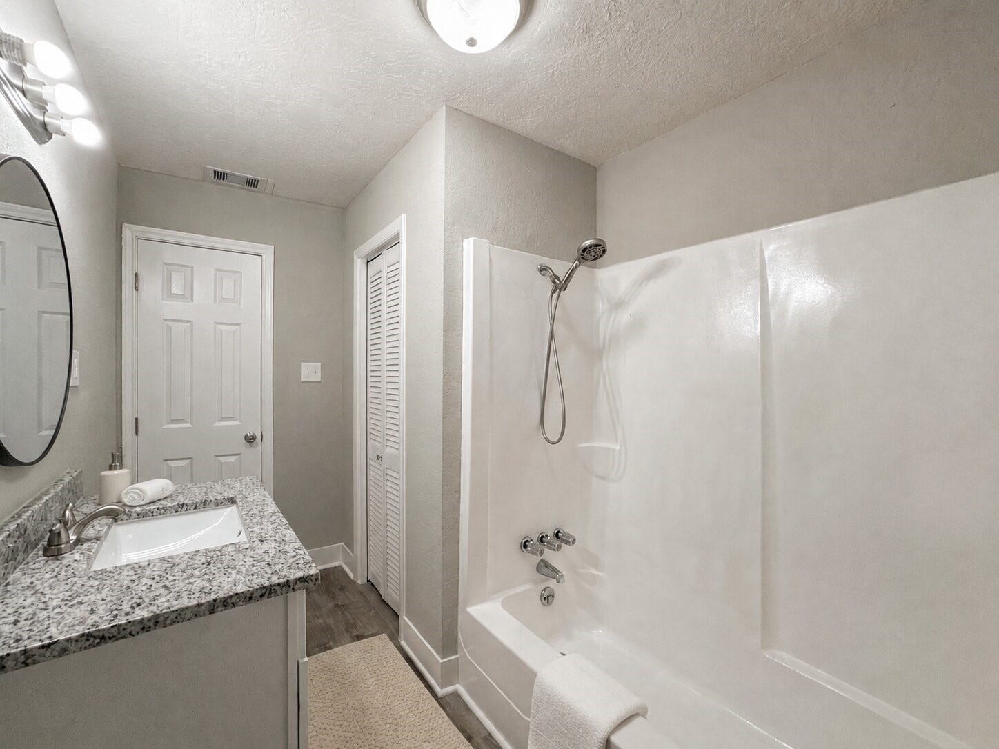 121 Lake Road, La Marque, TX 77568 *This photo is virtually staged*