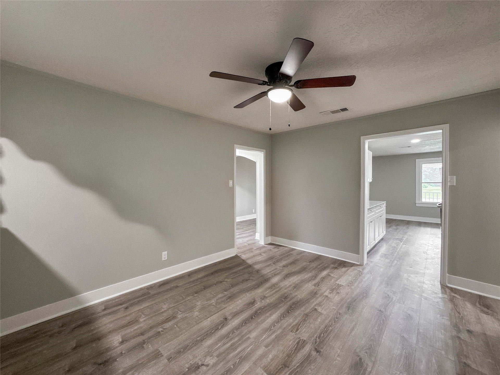 121 Lake Road, La Marque, TX 77568 121 Lake Road, La Marque, TX 77568