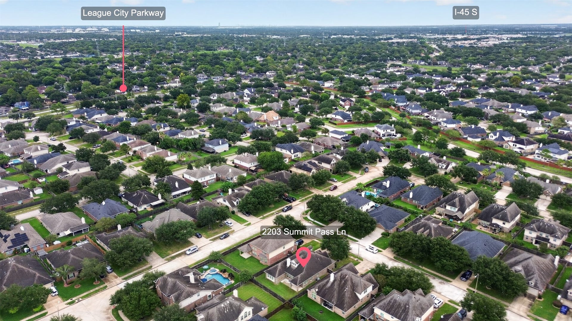 2203 Summit Pass Lane, League City, TX 77573 Aerial View showing the proximity to League City Parkway and I-45.