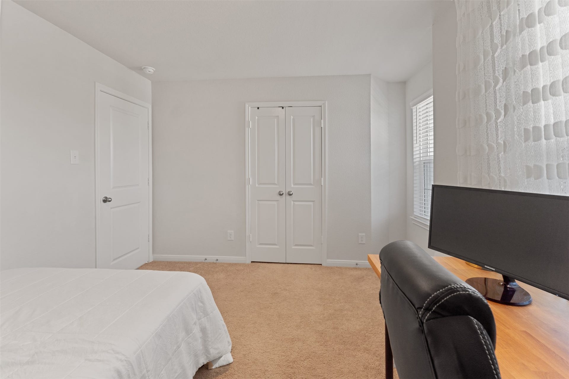 11402 Bright Sun Drive, Houston, TX 77048 Another view