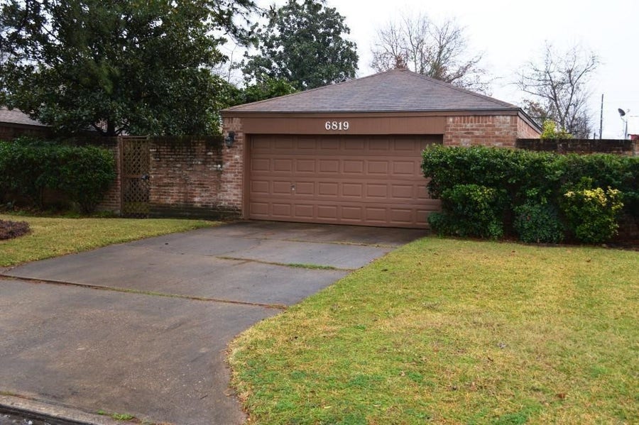 Property photo for 6819 Ambler Drive, Spring, TX