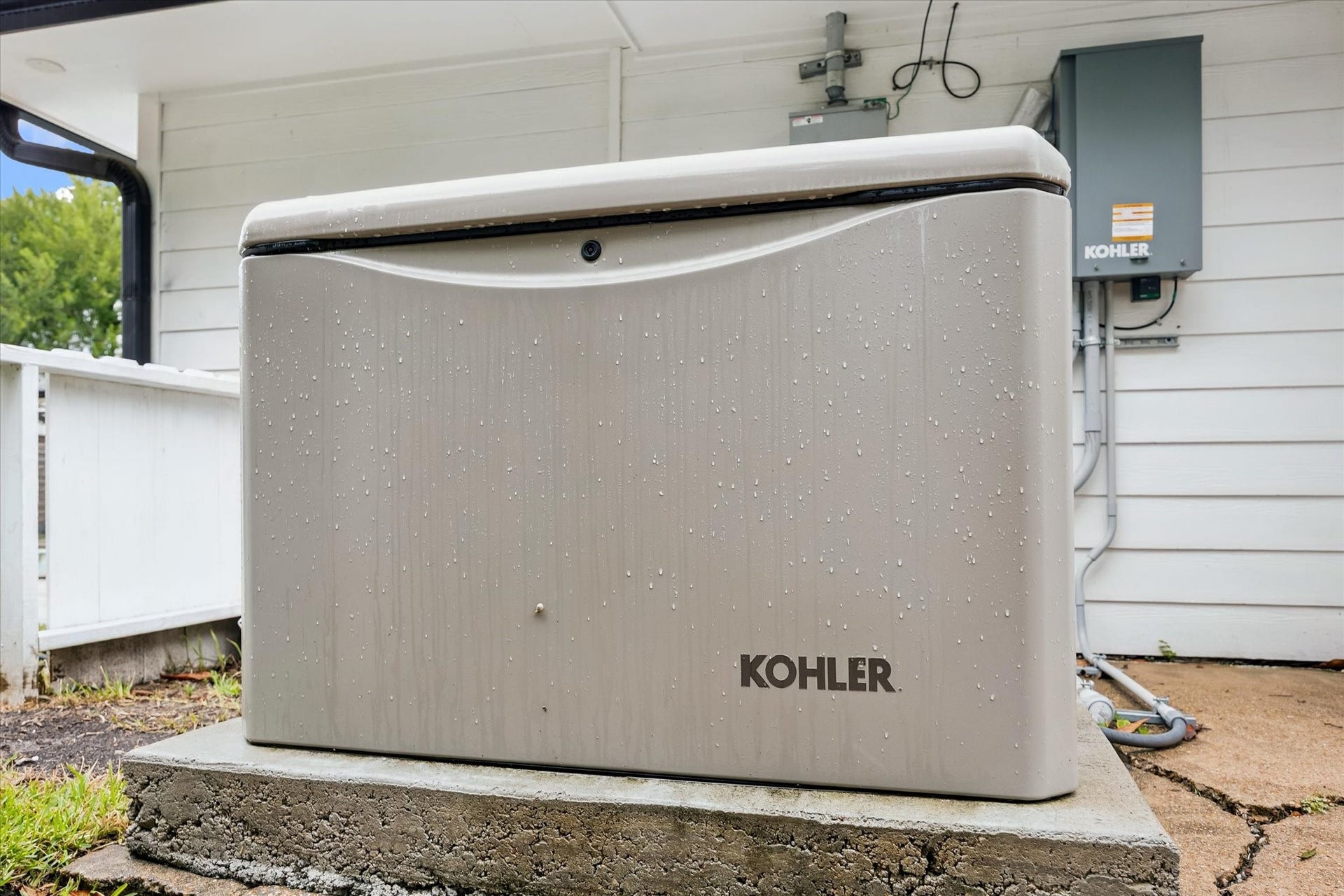 2503 Stoney Brook Drive, Houston, TX 77063 A Kohler generator offers added peace of mind,
ensuring uninterrupted comfort no matter the
conditions. It's a thoughtful, practical addition to
this exceptional property.