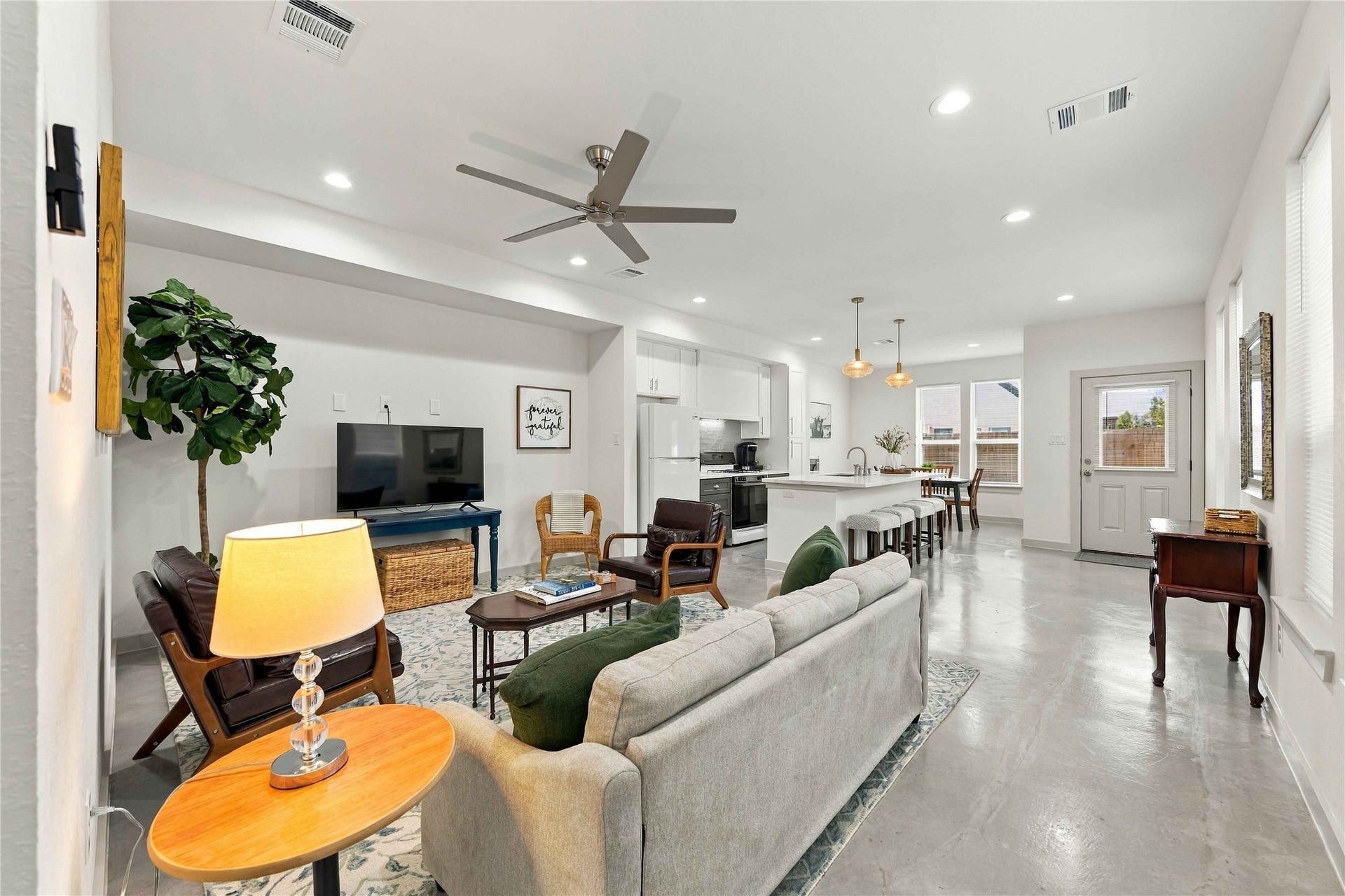 7924 Booker Street, #A-B, Houston, TX 77028 7924 Booker Street, #A-B, Houston, TX 77028