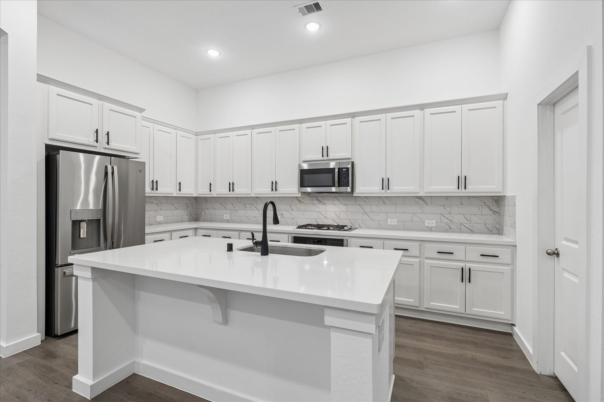 7914 Pershing Avenue, Magnolia, TX 77354 7914 Pershing Avenue, Magnolia, TX 77354