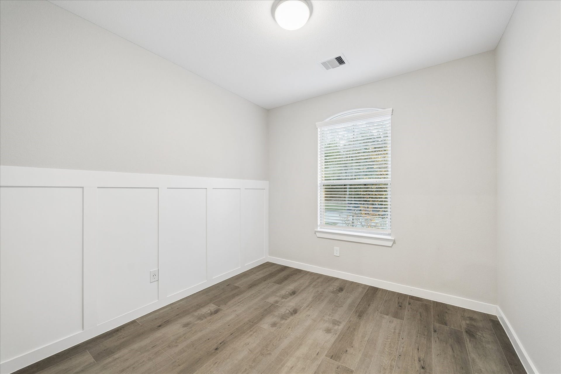 7914 Pershing Avenue, Magnolia, TX 77354 7914 Pershing Avenue, Magnolia, TX 77354