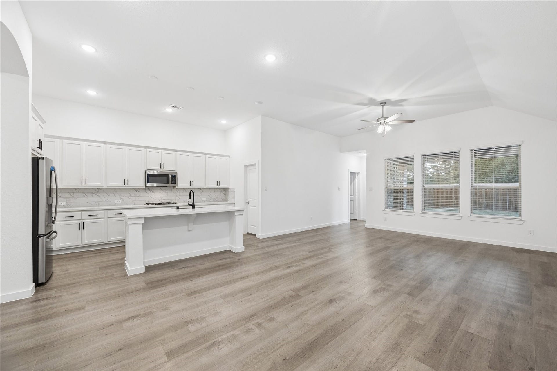 7914 Pershing Avenue, Magnolia, TX 77354 7914 Pershing Avenue, Magnolia, TX 77354