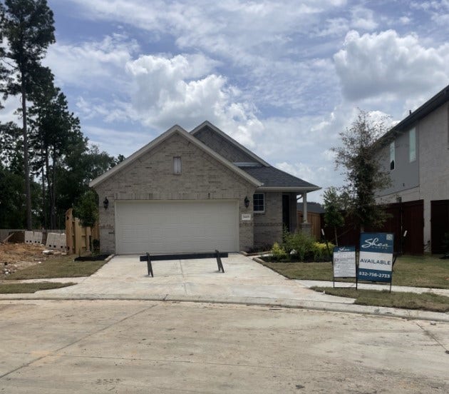 Property photo for 30409 Creek Valley Drive, Magnolia, TX