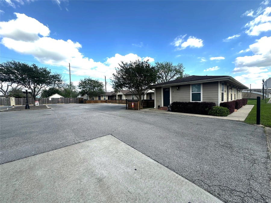 Property photo for 507 Houston Street, #4, Rosenberg, TX