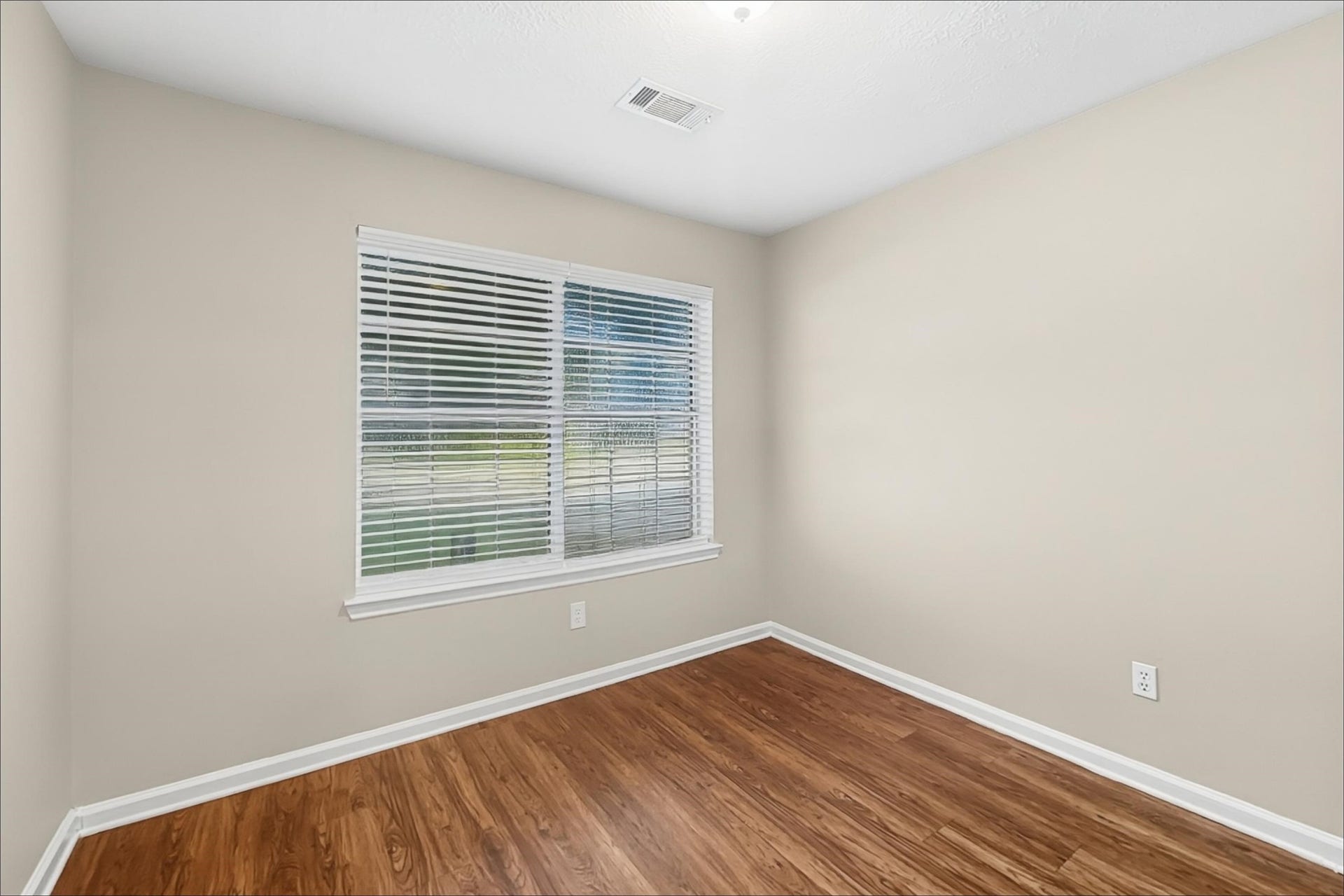 1423 Hunter Green Lane, Fresno, TX 77545 1423 Hunter Green Lane, Fresno, TX 77545