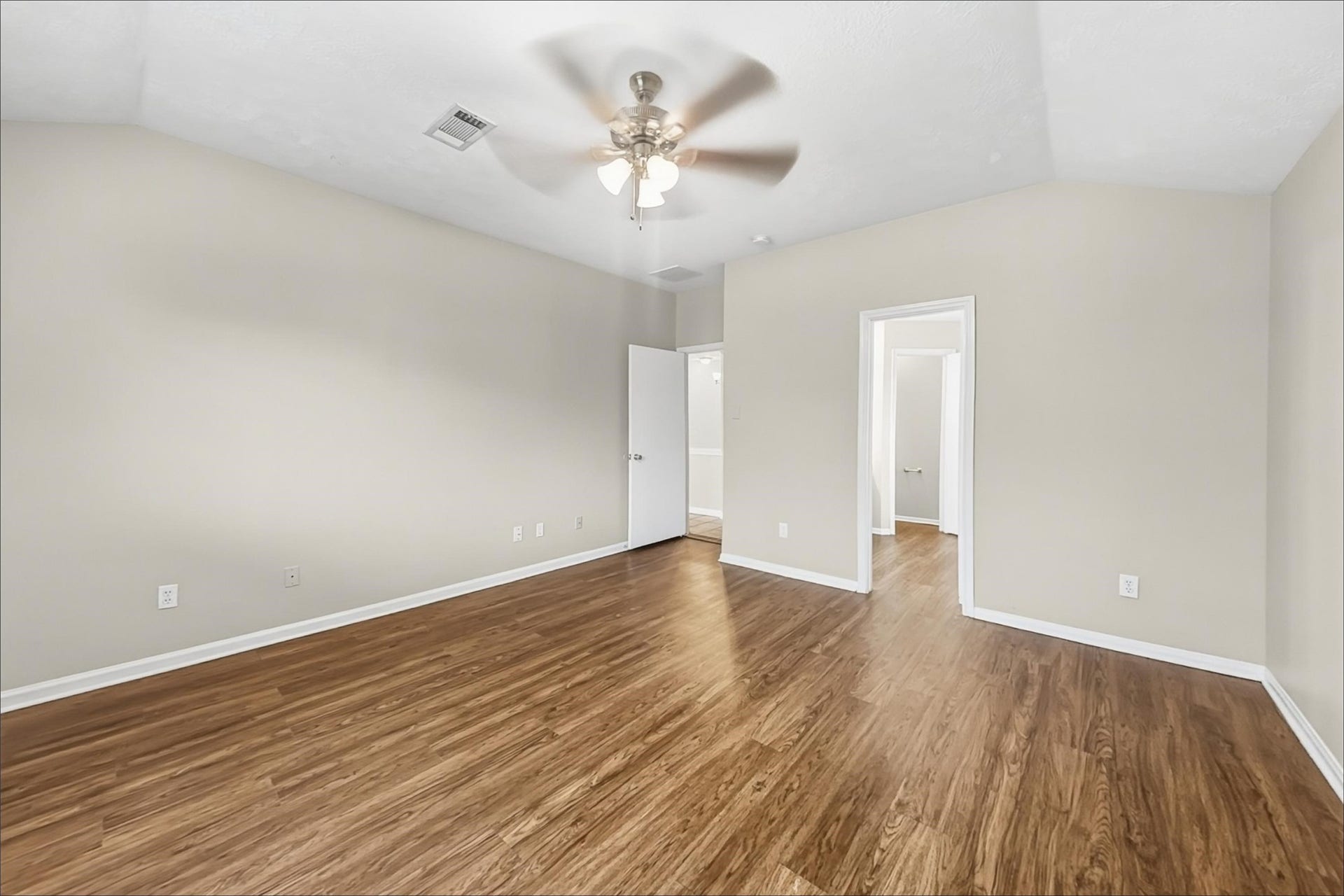 1423 Hunter Green Lane, Fresno, TX 77545 1423 Hunter Green Lane, Fresno, TX 77545