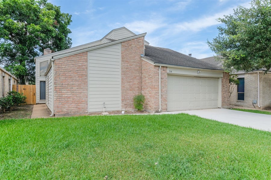 Property photo for 514 Shady Dale Drive, Stafford, TX