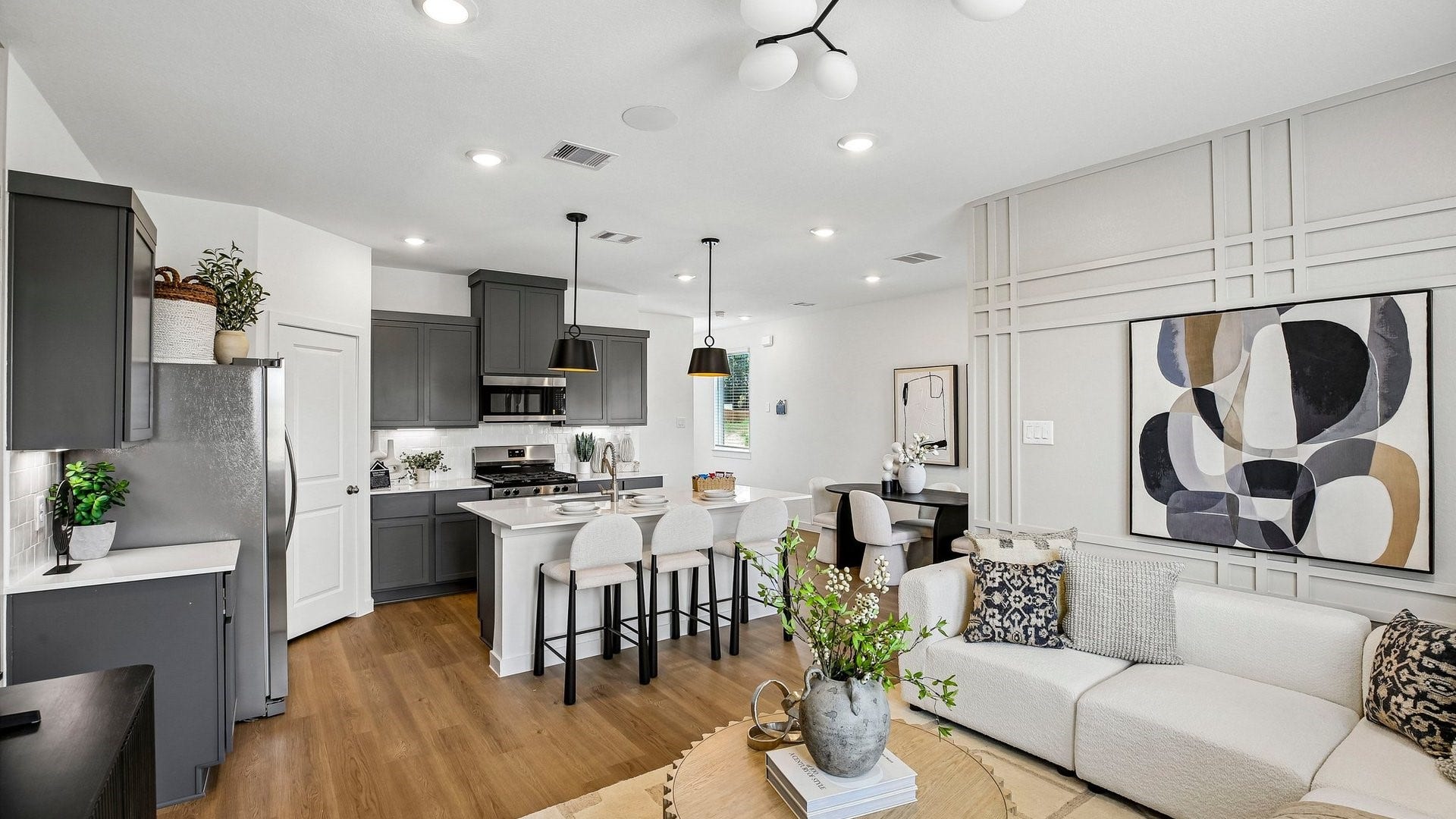 833 Gran Torino Drive, Houston, TX 77047 833 Gran Torino Drive, Houston, TX 77047