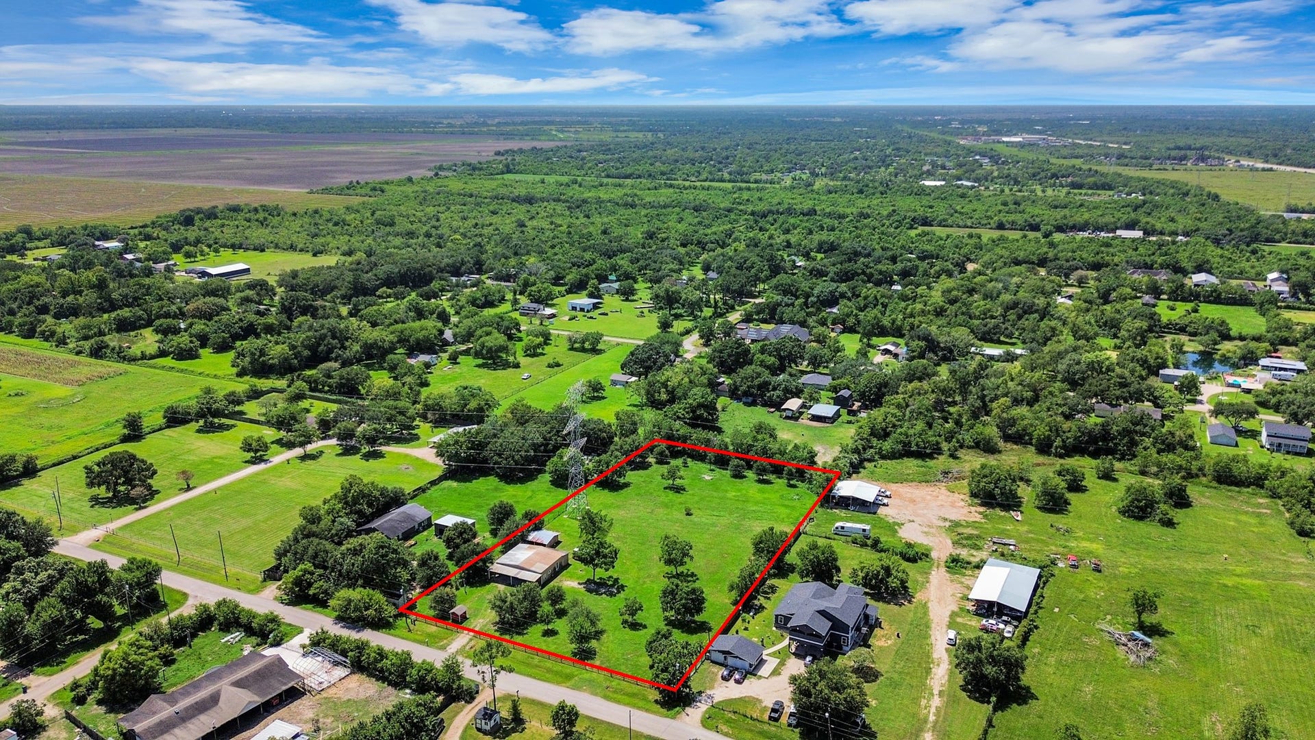 694 County Road 941, Alvin, TX 77511 694 County Road 941, Alvin, TX 77511