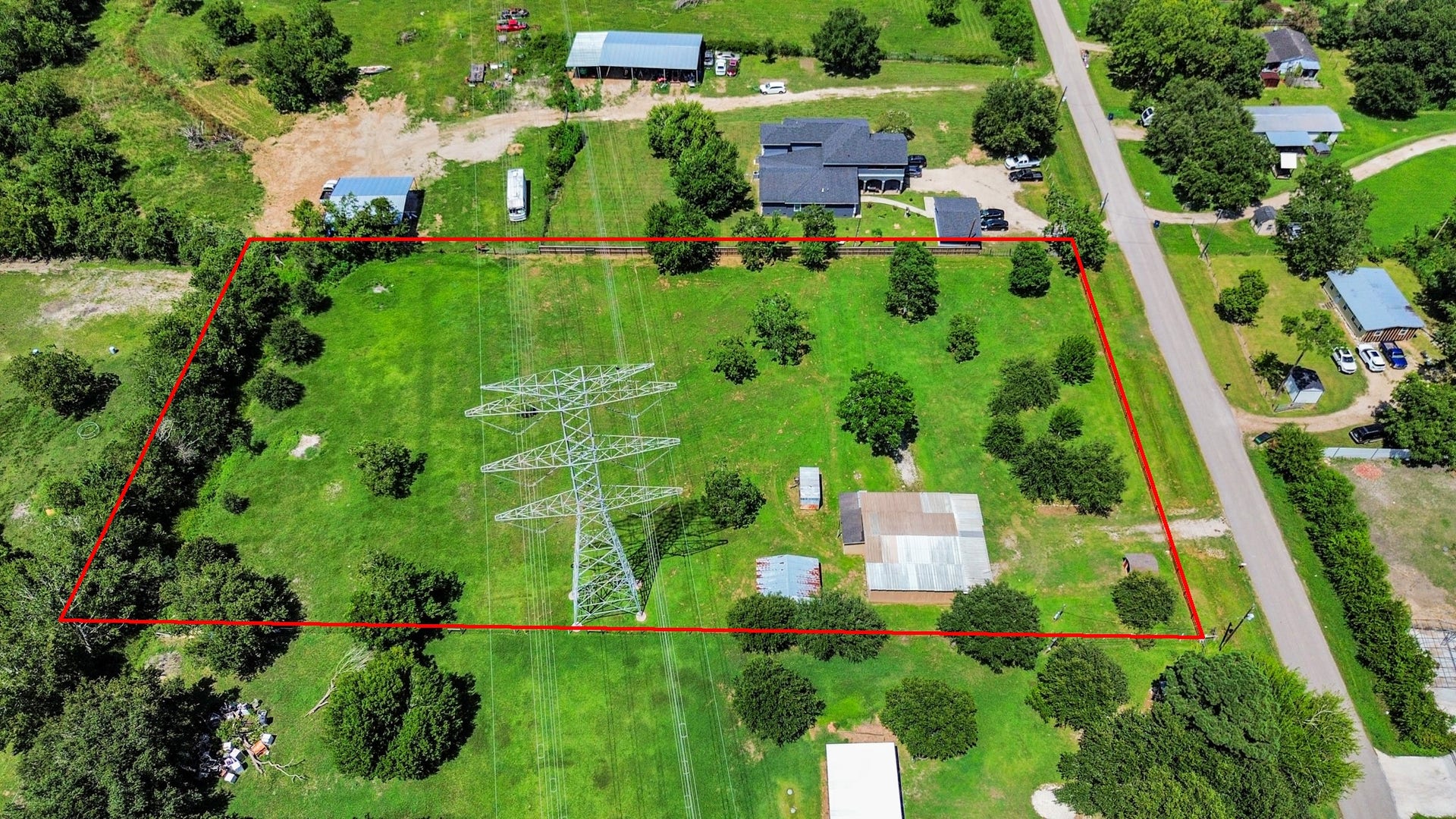 694 County Road 941, Alvin, TX 77511 694 County Road 941, Alvin, TX 77511