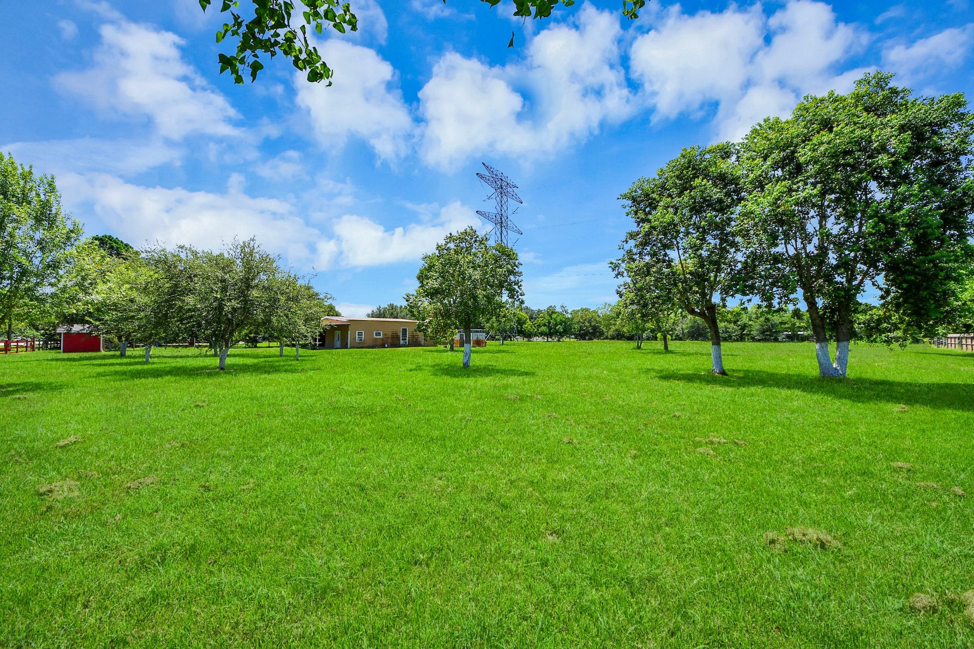 694 County Road 941, Alvin, TX 77511 694 County Road 941, Alvin, TX 77511