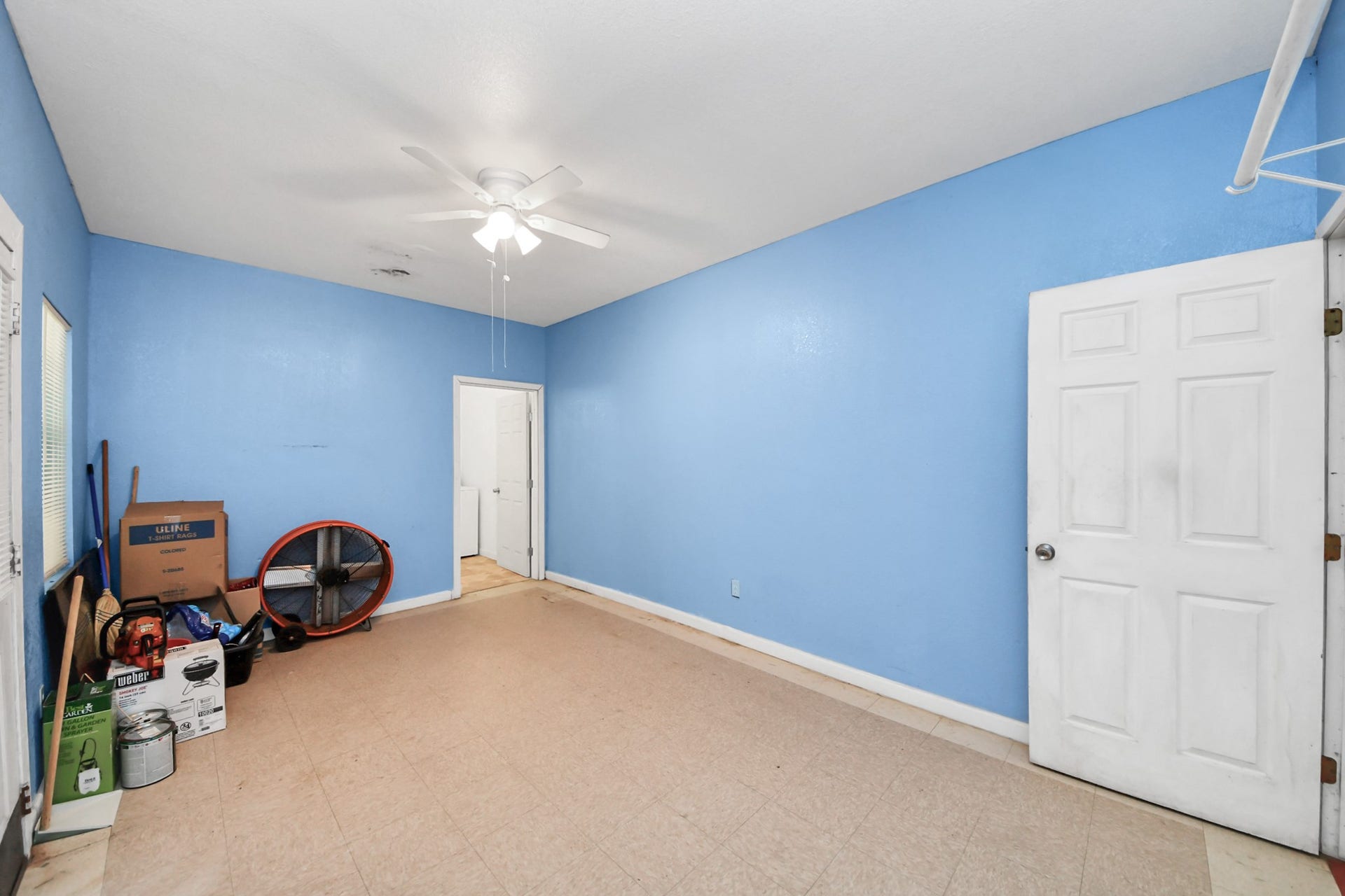 694 County Road 941, Alvin, TX 77511 694 County Road 941, Alvin, TX 77511