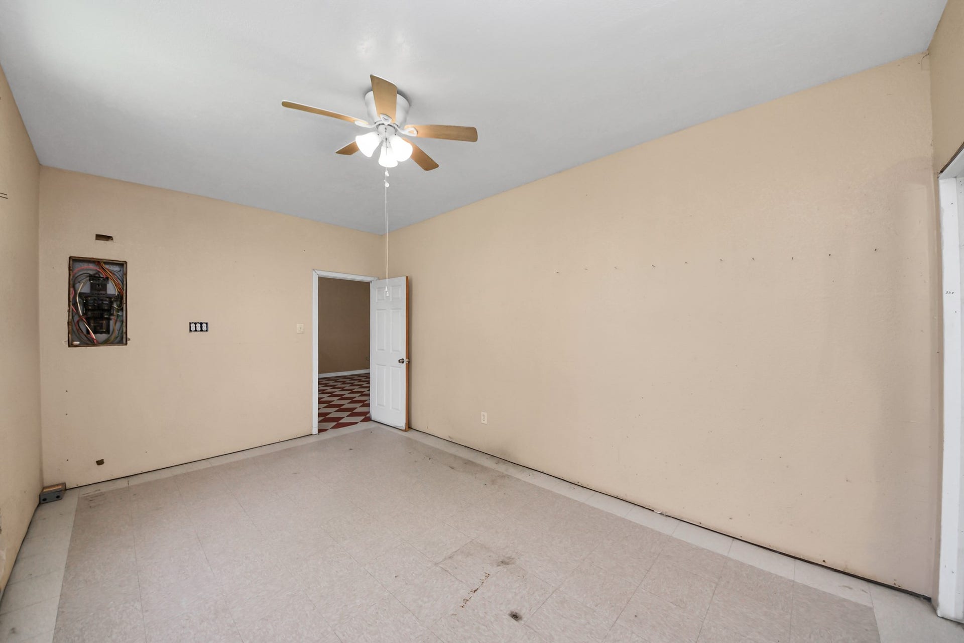 694 County Road 941, Alvin, TX 77511 694 County Road 941, Alvin, TX 77511