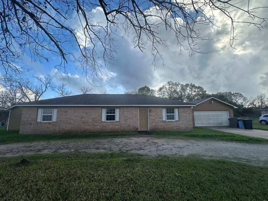 Property photo for 1119 County Road 481, Brazoria, TX