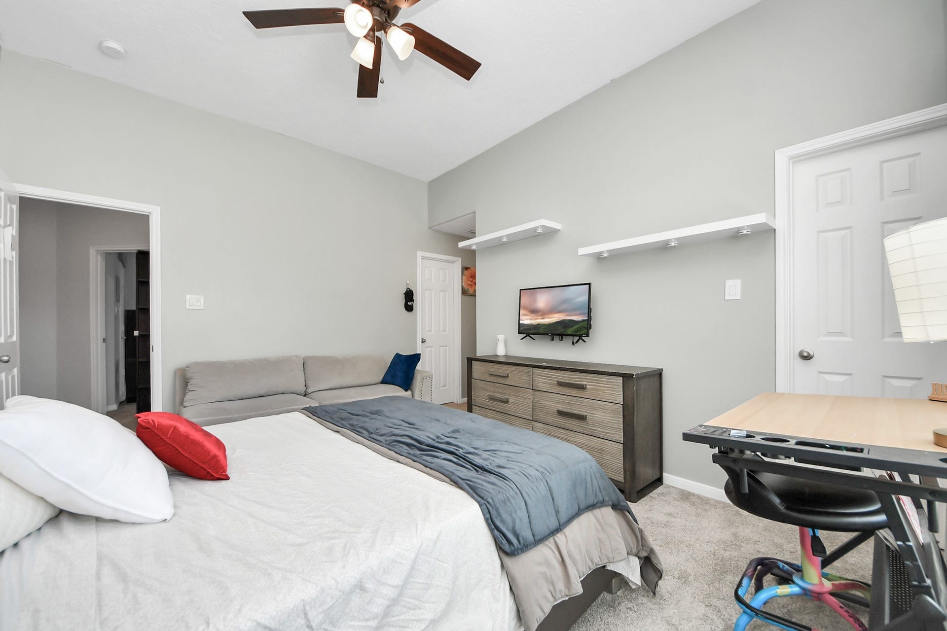 10810 Lake Raven Court, Cypress, TX 77433 Bedroom 2