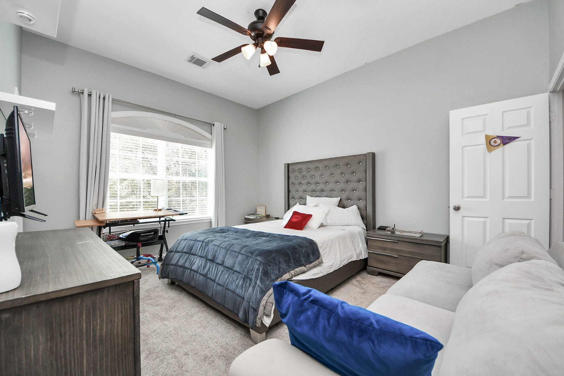 10810 Lake Raven Court, Cypress, TX 77433 Bedroom 2