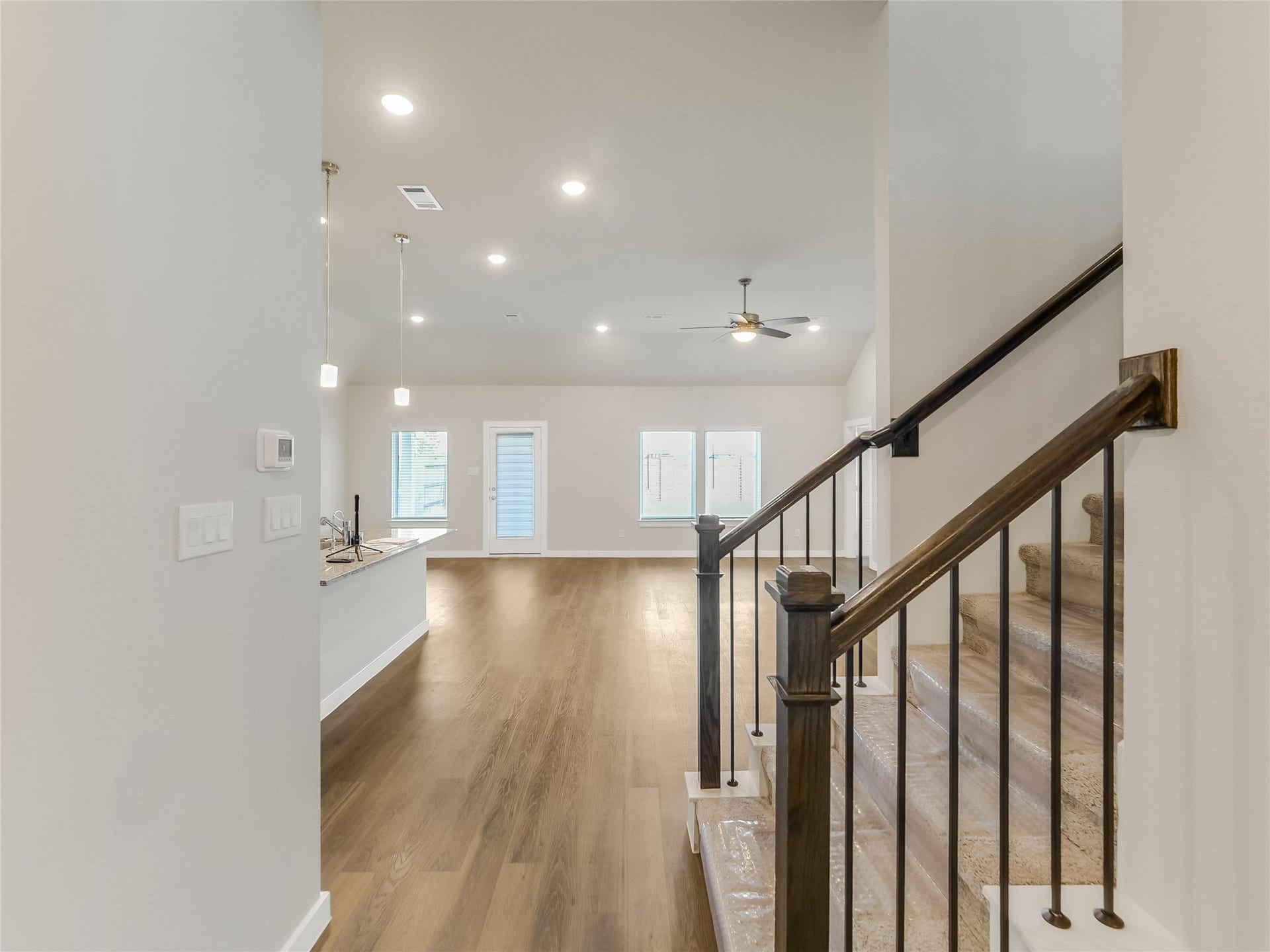 8634 Jetty Glen Drive, Cypress, TX 77433 Stair Landing