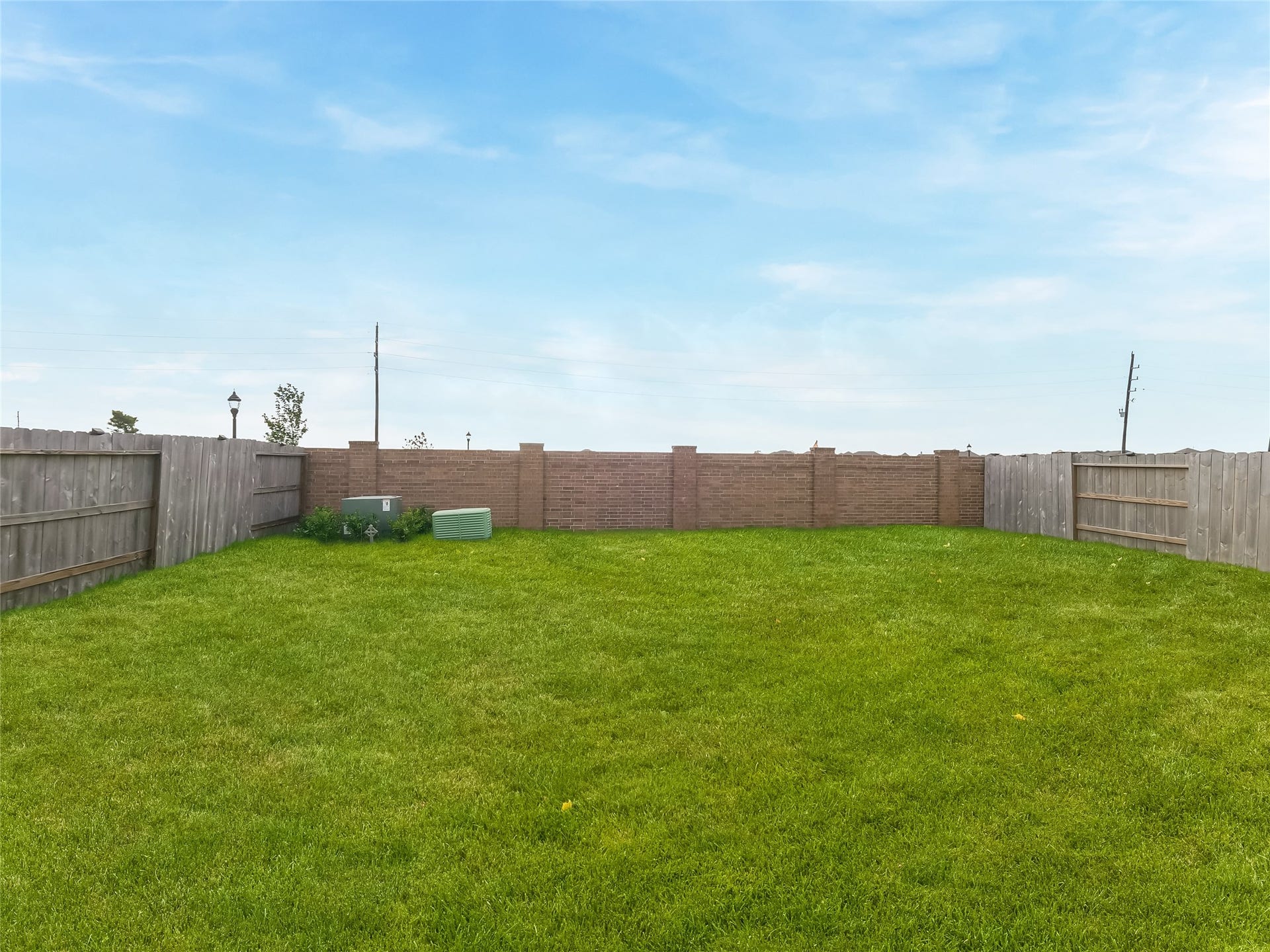 8634 Jetty Glen Drive, Cypress, TX 77433 Fully Fenced backyard