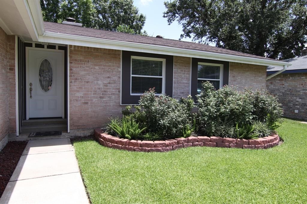 10503 Stockman Lane, Sugar Land, TX 77498 10503 Stockman Lane, Sugar Land, TX 77498