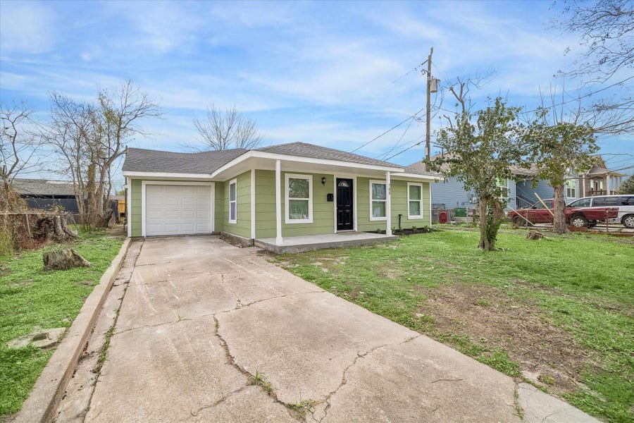 Property photo for 705 Westshire Drive, Houston, TX