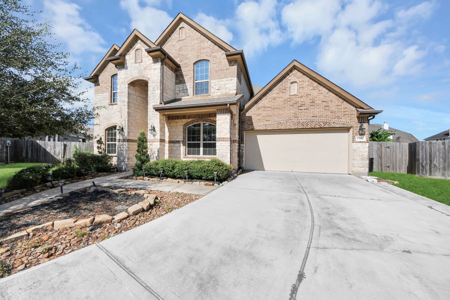 Property photo for 1902 Zillah Wheat Dr, Rosenberg, TX