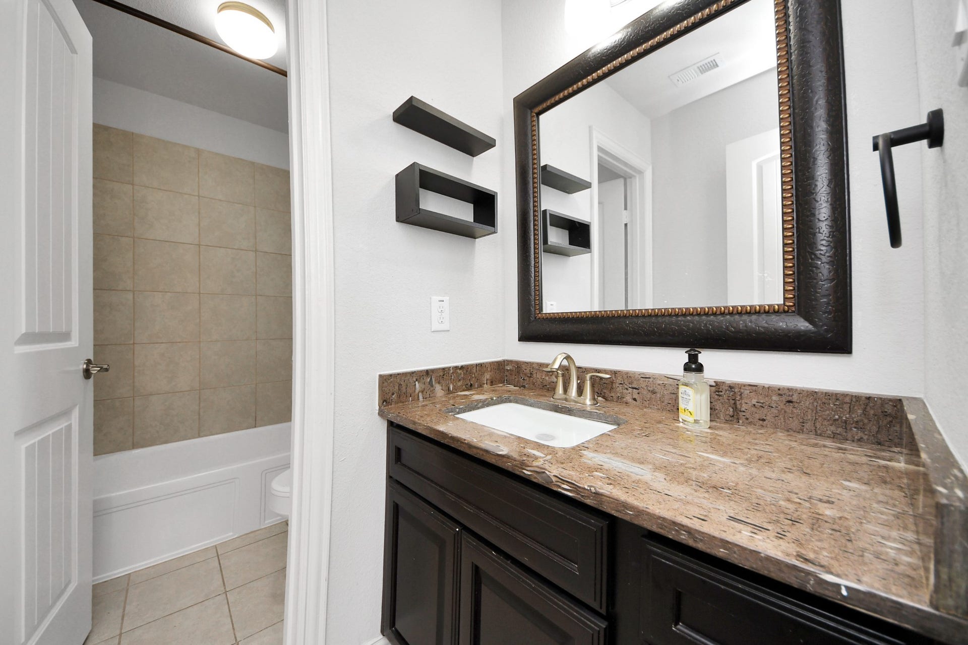 1902 Zillah Wheat Dr, Rosenberg, TX 77469 1902 Zillah Wheat Dr, Rosenberg, TX 77469