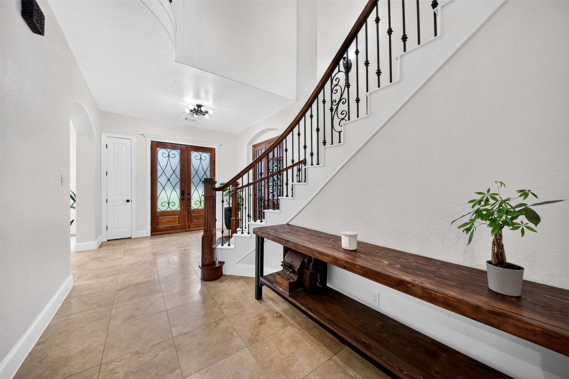 10410 Clubhouse Circle, Magnolia, TX 77354 10410 Clubhouse Circle, Magnolia, TX 77354