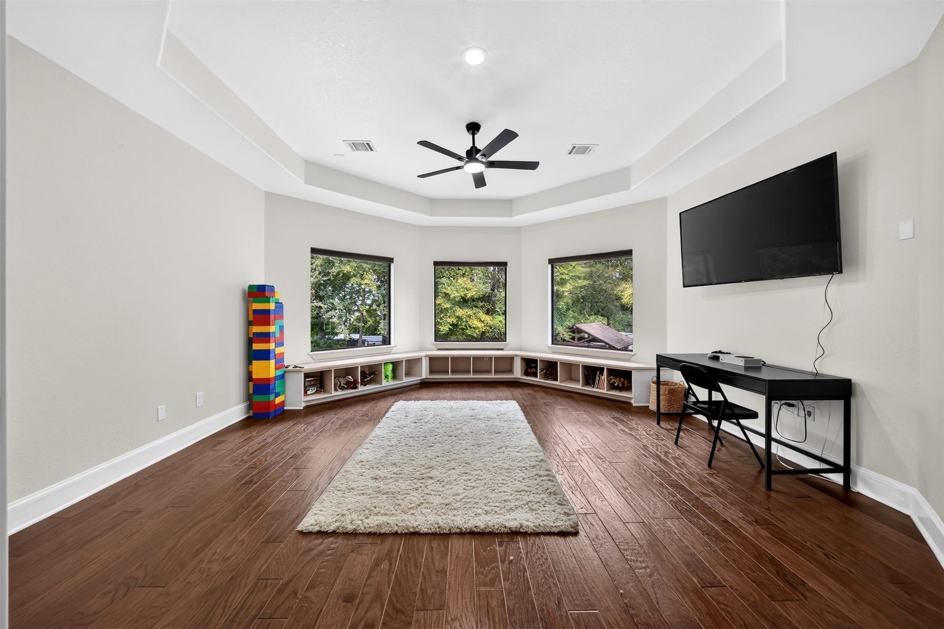 10410 Clubhouse Circle, Magnolia, TX 77354 10410 Clubhouse Circle, Magnolia, TX 77354