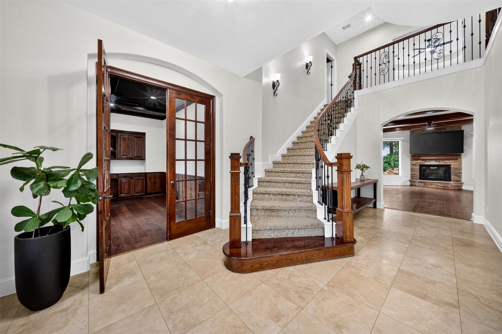 10410 Clubhouse Circle, Magnolia, TX 77354 10410 Clubhouse Circle, Magnolia, TX 77354
