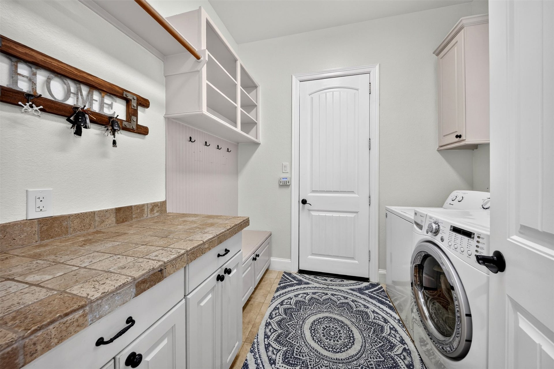10410 Clubhouse Circle, Magnolia, TX 77354 10410 Clubhouse Circle, Magnolia, TX 77354