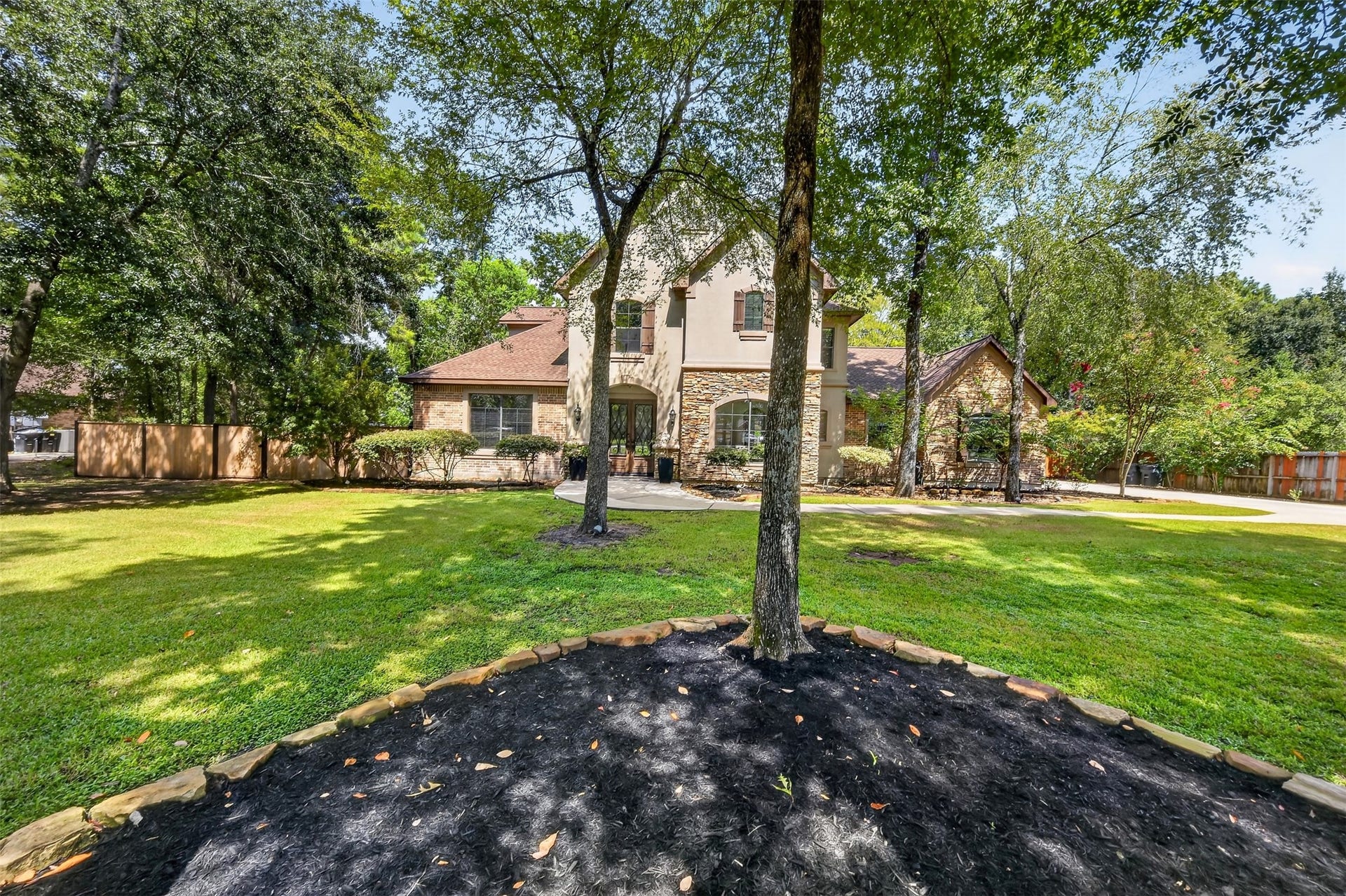 10410 Clubhouse Circle, Magnolia, TX 77354 10410 Clubhouse Circle, Magnolia, TX 77354