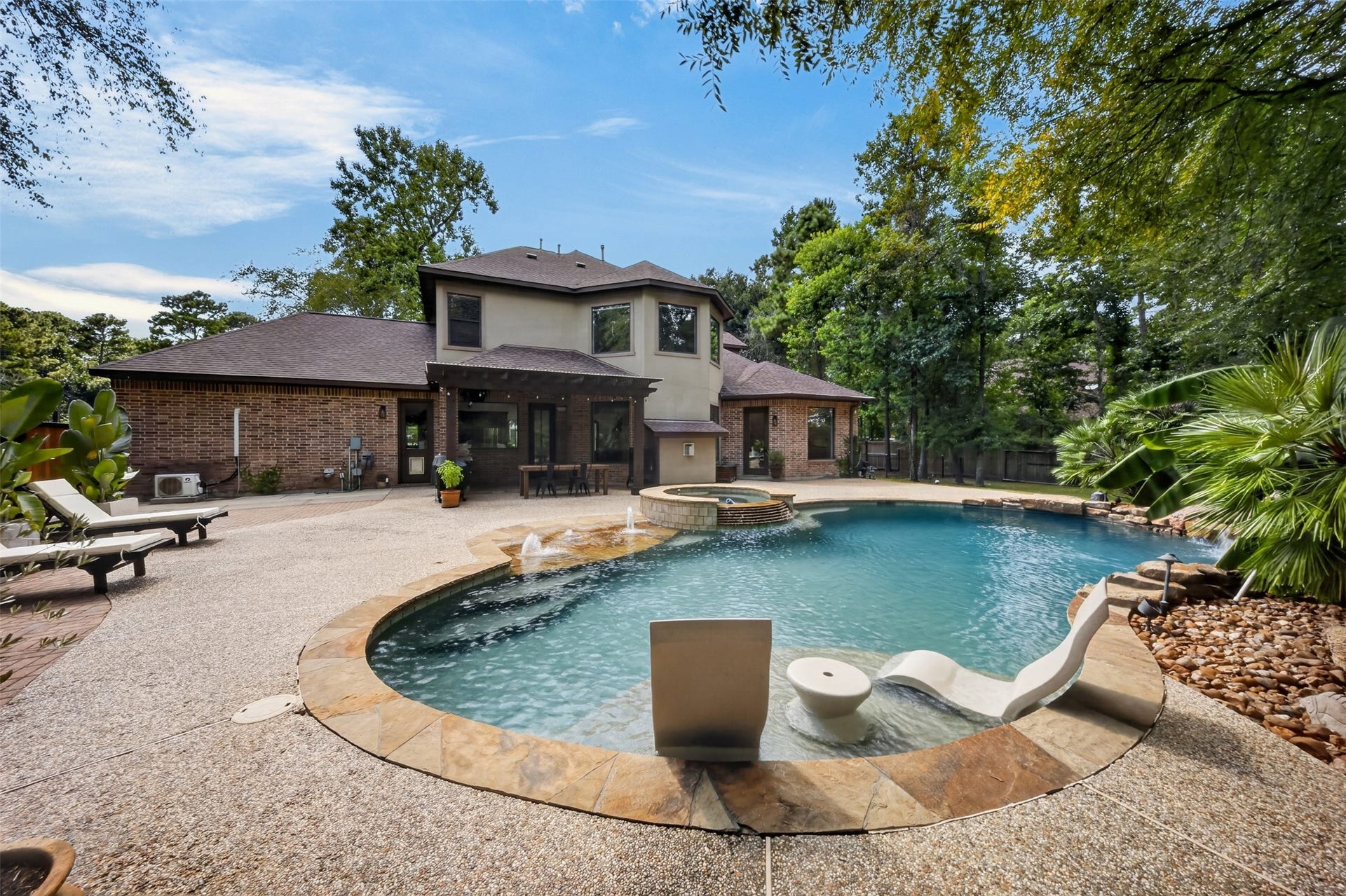 10410 Clubhouse Circle, Magnolia, TX 77354 10410 Clubhouse Circle, Magnolia, TX 77354