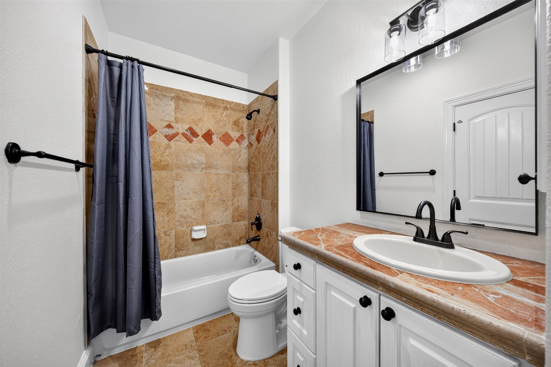 10410 Clubhouse Circle, Magnolia, TX 77354 10410 Clubhouse Circle, Magnolia, TX 77354