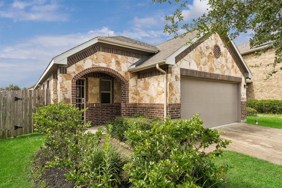 Property photo for 3426 Bainbridge Hill Lane, Houston, TX