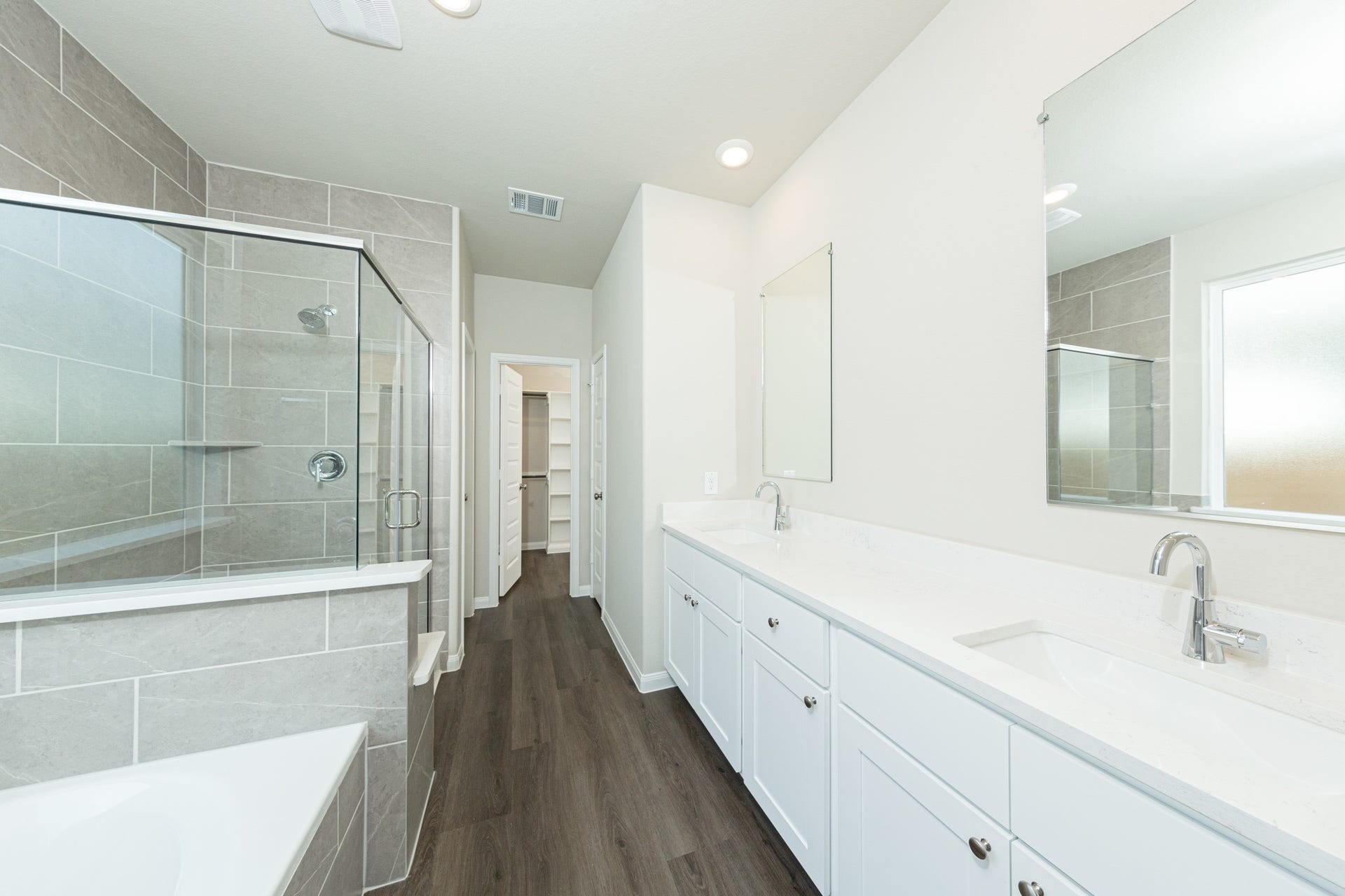 3025 Mustang Grove Way, Brookshire, TX 77423 3025 Mustang Grove Way, Brookshire, TX 77423